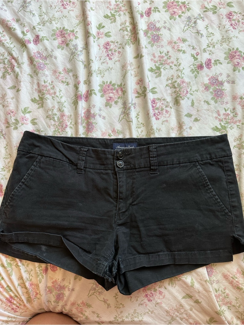american eagle mini shorts